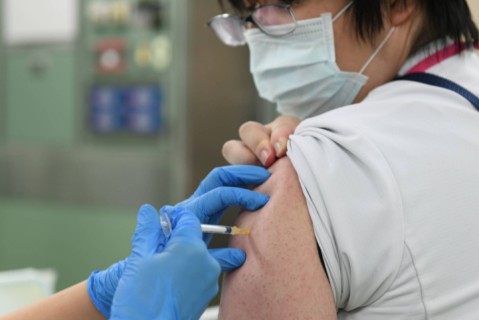 Может дать пожизненный иммунитет: в Японии создают новую вакцину от коронавируса
