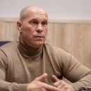Илья Кива: Зеленский решил ударить по болезнях и голоду раздачей смартфонов