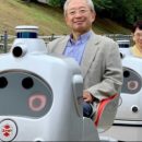 В Японии ученые создадут роботов, которые помогут пенсионерам гулять по улицам